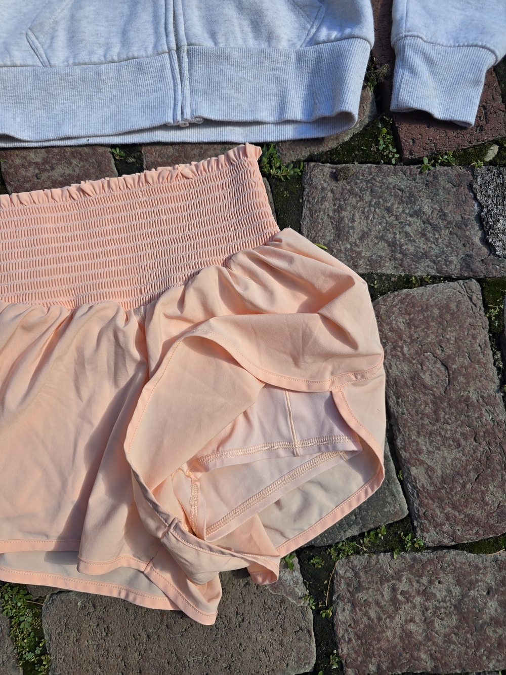 Offline High Waisted Peach Athletic Shorts And Cropped BP Zip Up Set Athletic - Picture 4 of 9